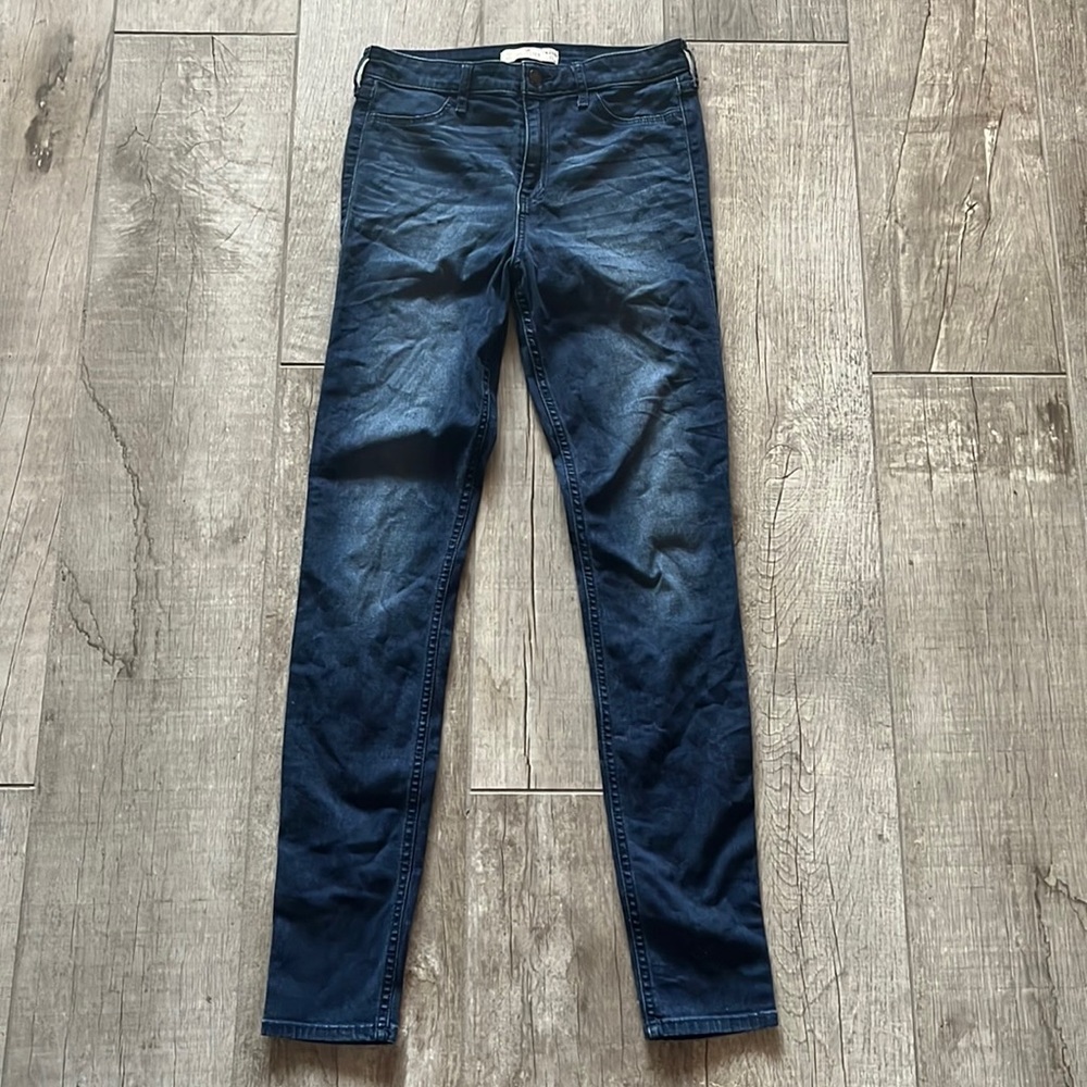 Hollister Low Rise Dark Wash Skinny Jeans 7L